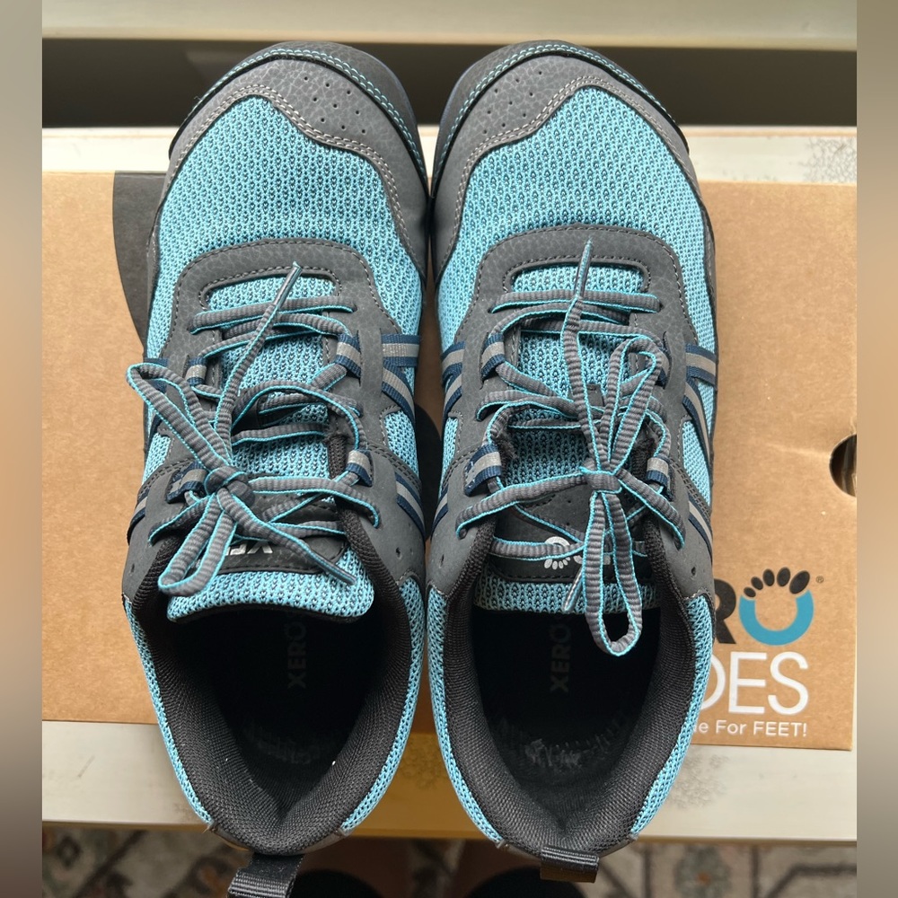 Xero women's Prio shoes size 8.5 Robin's egg blue